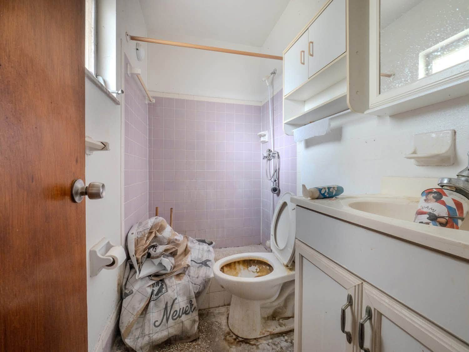 Before: distressed Tampa Bay property, transformation 9